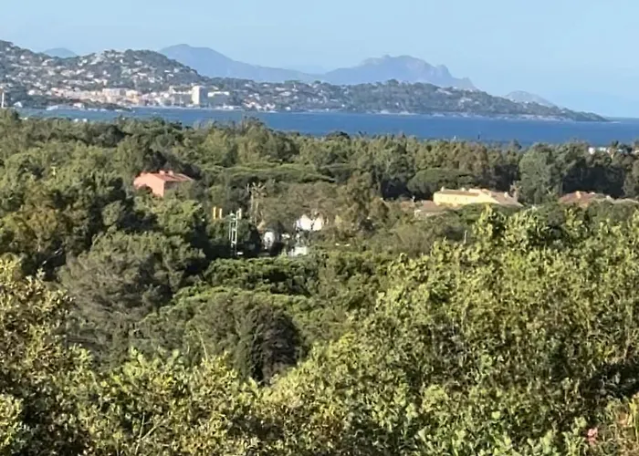 Maison Loulou Hébergement de vacances Cogolin
